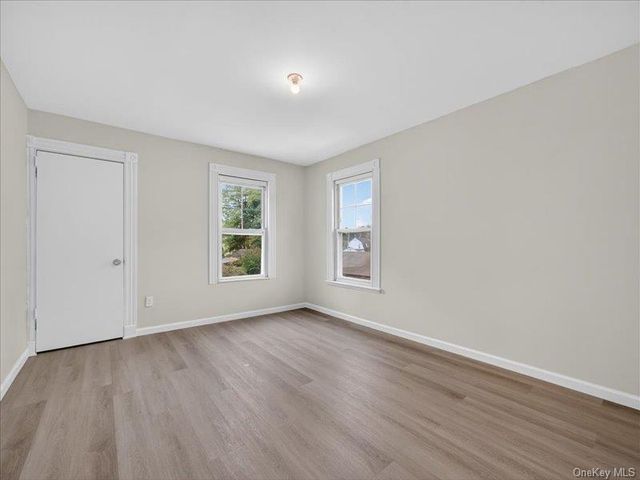 17 Maple Avenue W, Suffern, NY 10901