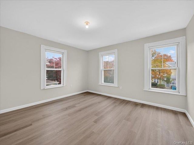 17 Maple Avenue W, Suffern, NY 10901