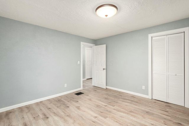 337 S Wayne Avenue, Columbus, OH 43204