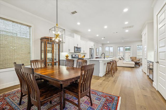 1005 Bunton Street, Houston, TX 77009