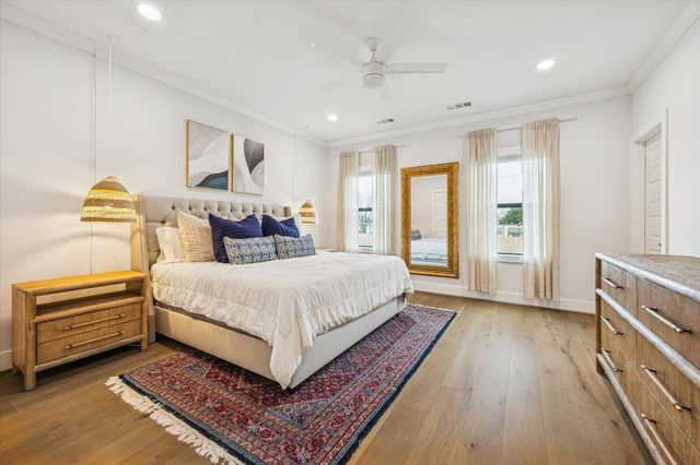 1005 Bunton Street, Houston, TX 77009