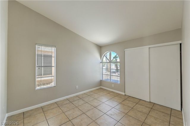 2007 GLISTENING SANDS Drive, Las Vegas, NV 89119