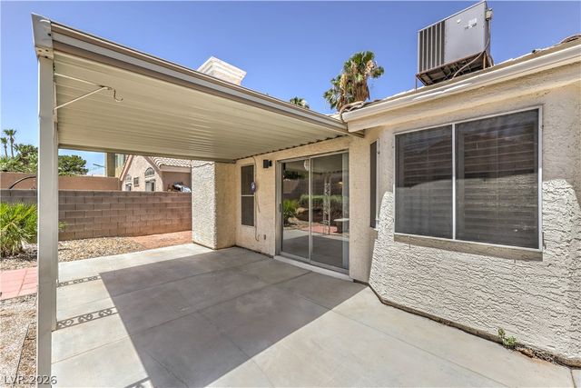 2007 GLISTENING SANDS Drive, Las Vegas, NV 89119