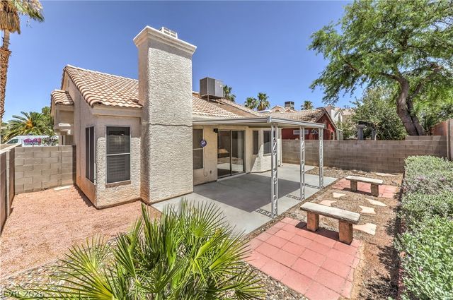 2007 GLISTENING SANDS Drive, Las Vegas, NV 89119
