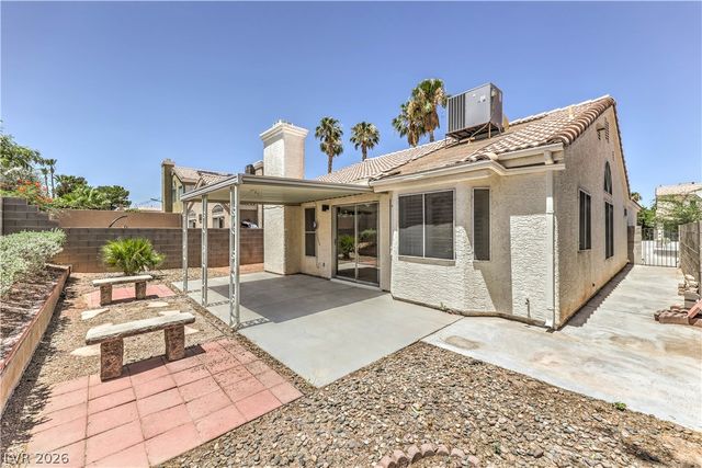 2007 GLISTENING SANDS Drive, Las Vegas, NV 89119