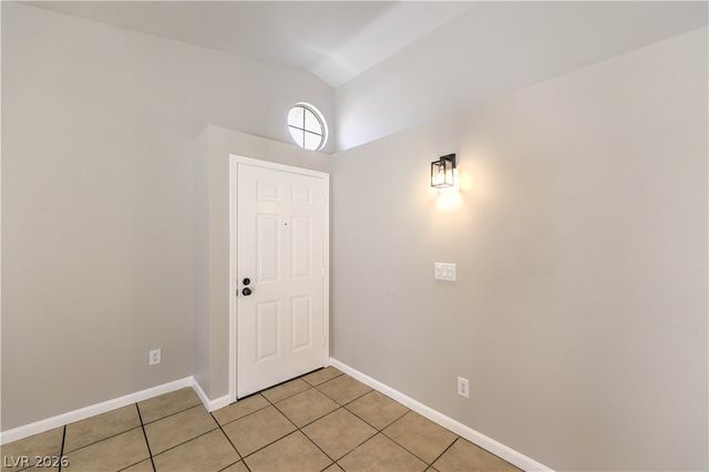 2007 GLISTENING SANDS Drive, Las Vegas, NV 89119