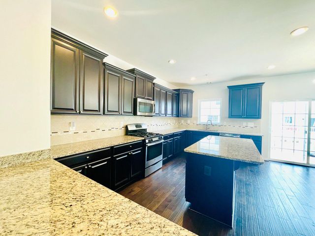 7120 BEAUMONT PL, Hanover, MD 21076