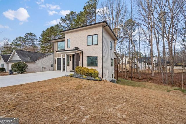 744 Crystal Bay Road, Villa Rica, GA 30180
