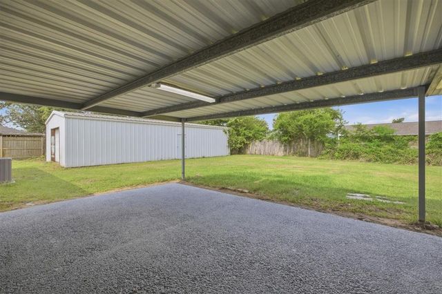 1207 Matilda Street, Westlake, LA 70669