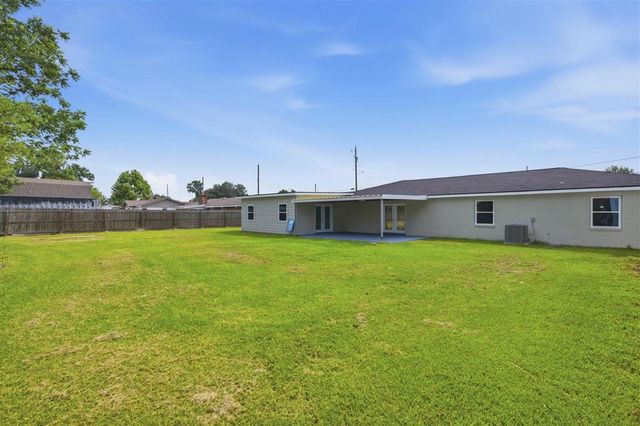 1207 Matilda Street, Westlake, LA 70669