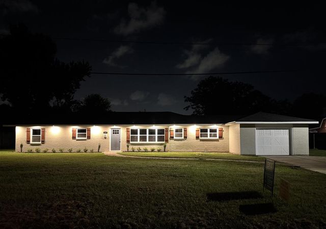 1207 Matilda Street, Westlake, LA 70669