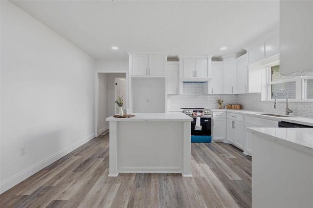 1207 Matilda Street, Westlake, LA 70669