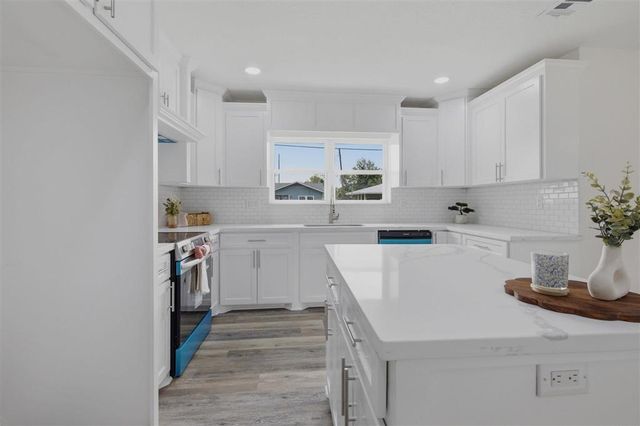 1207 Matilda Street, Westlake, LA 70669