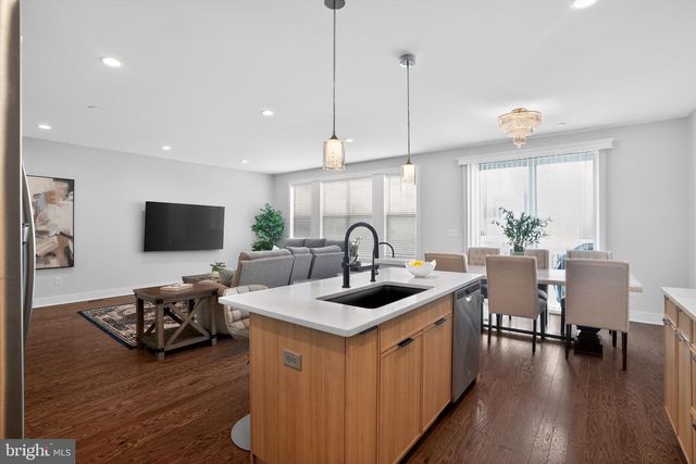 214 IRIS LN, Chester Springs, PA 19425