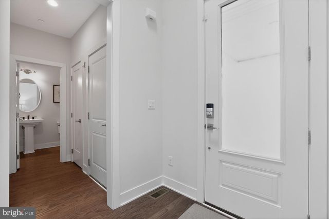 214 IRIS LN, Chester Springs, PA 19425