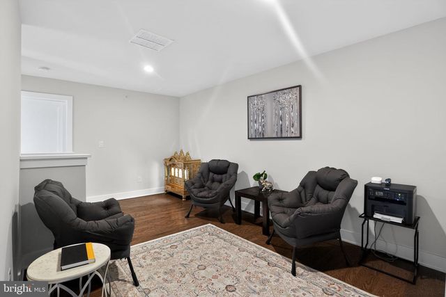 214 IRIS LN, Chester Springs, PA 19425