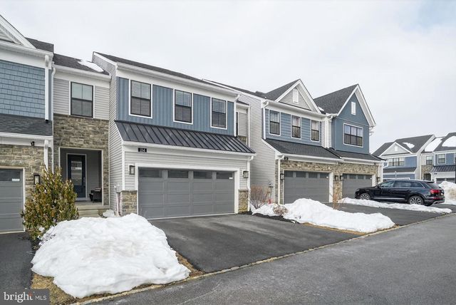 214 IRIS LN, Chester Springs, PA 19425