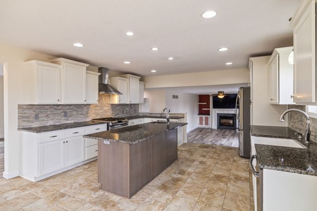 3049 Cumming Avenue, Cumming, IA 50061