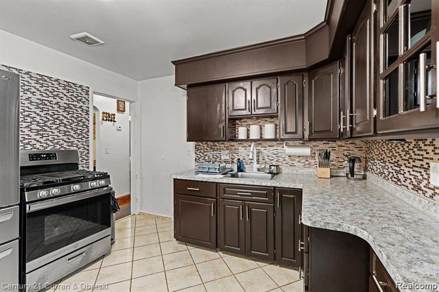 15322 Payne Court, Dearborn, MI 48126