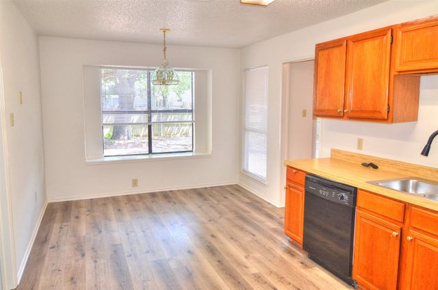 8901 Greentree Drive, Rowlett, TX 75088