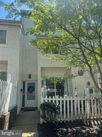 107 MONTROSE AVE, Bryn Mawr, PA 19010