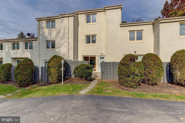 107 MONTROSE AVE, Bryn Mawr, PA 19010