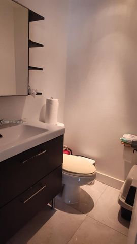 200 177 DR 115, Sunny Isles Beach, FL 33160