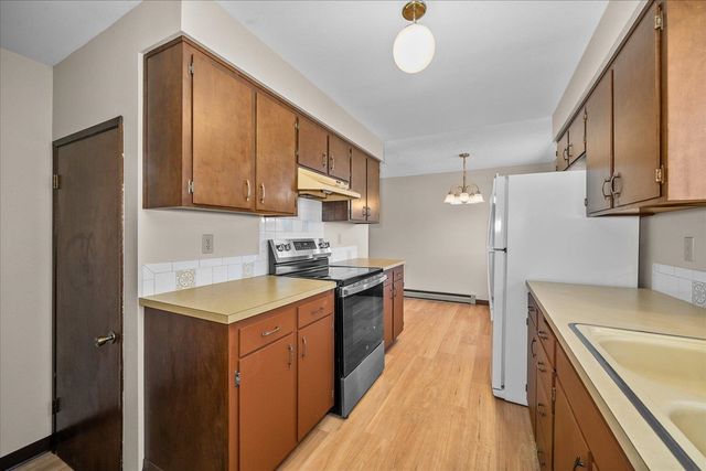 2415 N Myrtle St, Spokane, WA 99217