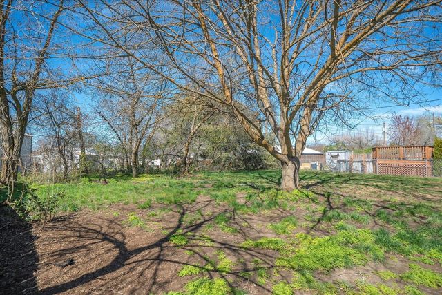 2415 N Myrtle St, Spokane, WA 99217