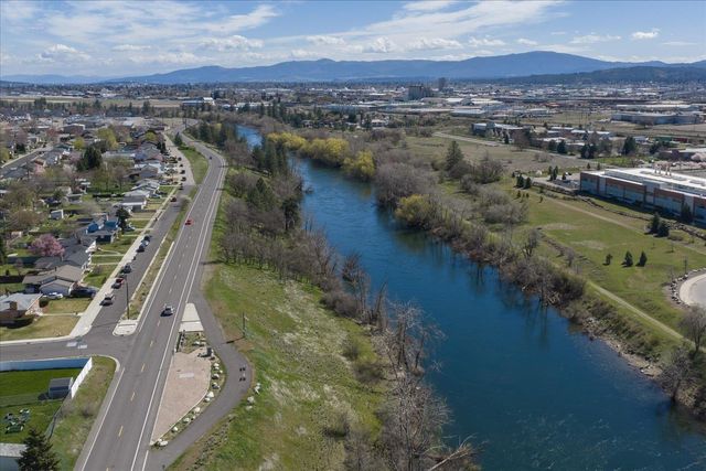 2415 N Myrtle St, Spokane, WA 99217