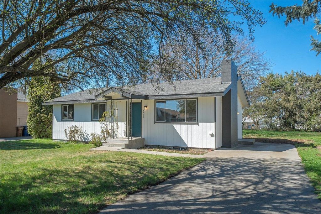 2415 N Myrtle St, Spokane, WA 99217