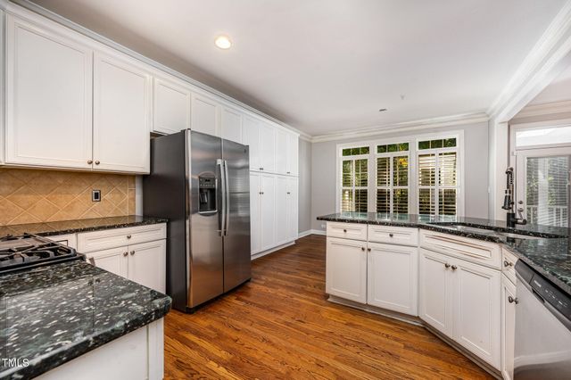 214 Towne Ridge Lane, Chapel Hill, NC 27516