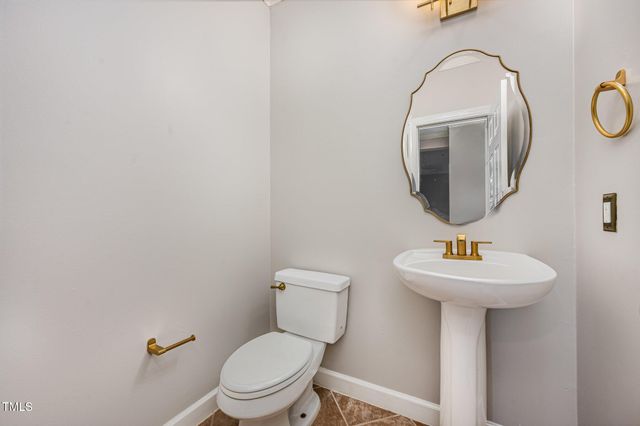 214 Towne Ridge Lane, Chapel Hill, NC 27516