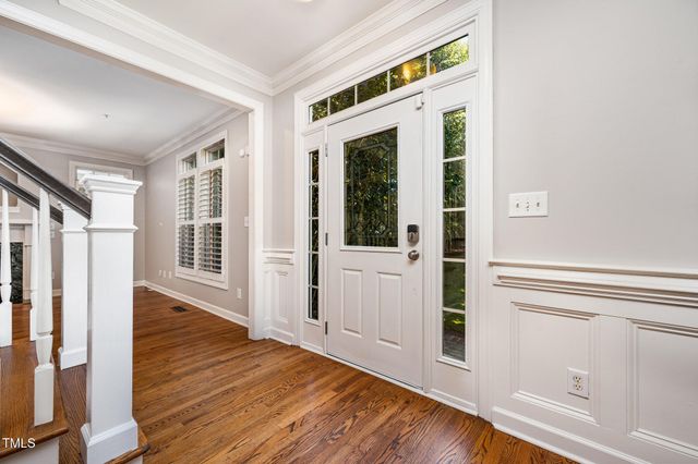 214 Towne Ridge Lane, Chapel Hill, NC 27516