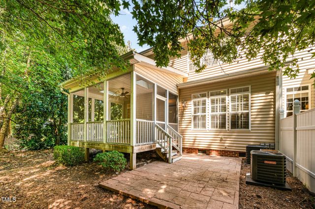 214 Towne Ridge Lane, Chapel Hill, NC 27516