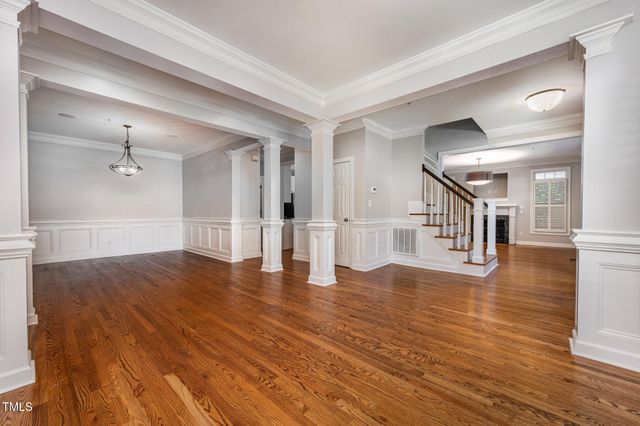 214 Towne Ridge Lane, Chapel Hill, NC 27516