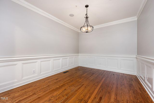 214 Towne Ridge Lane, Chapel Hill, NC 27516