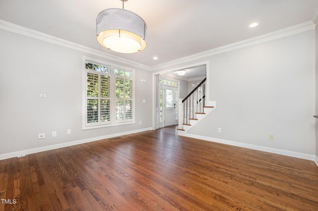 214 Towne Ridge Lane, Chapel Hill, NC 27516