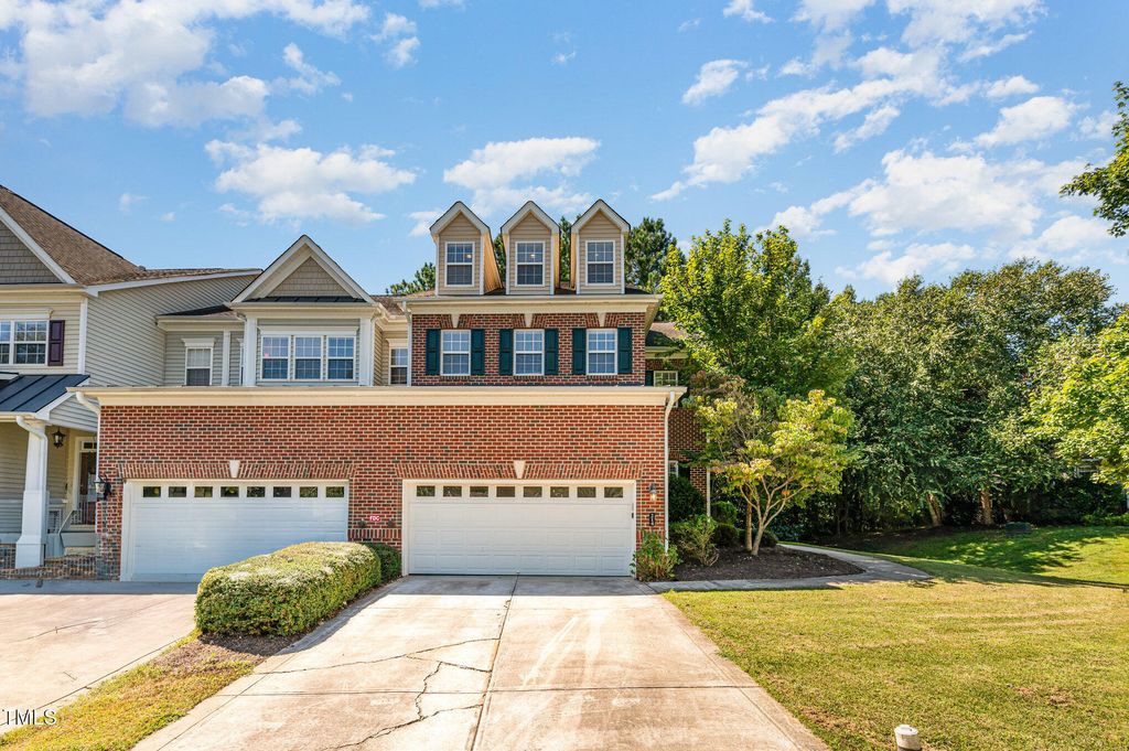 214 Towne Ridge Lane, Chapel Hill, NC 27516
