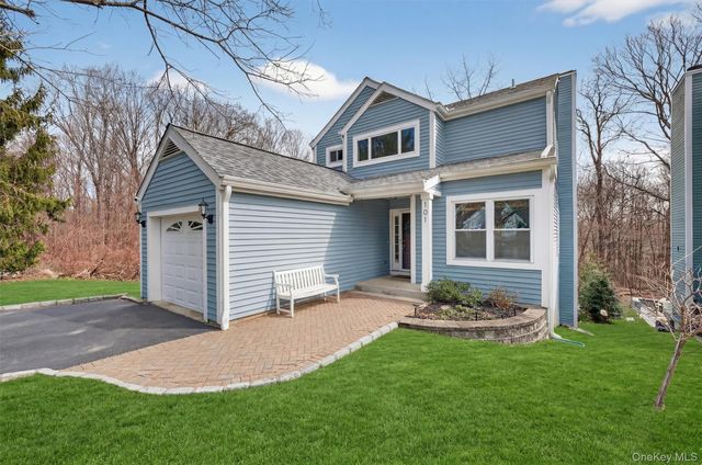 101 Hitching Post Lane, Yorktown Heights, NY 10598