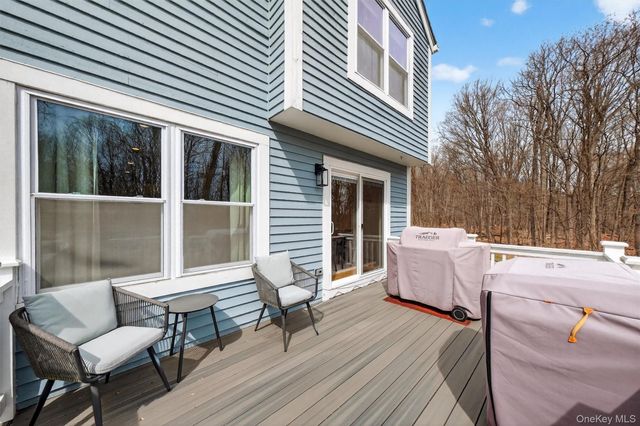 101 Hitching Post Lane, Yorktown Heights, NY 10598