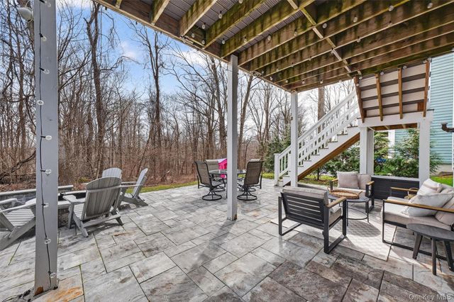 101 Hitching Post Lane, Yorktown Heights, NY 10598