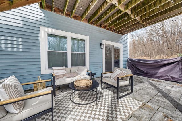 101 Hitching Post Lane, Yorktown Heights, NY 10598
