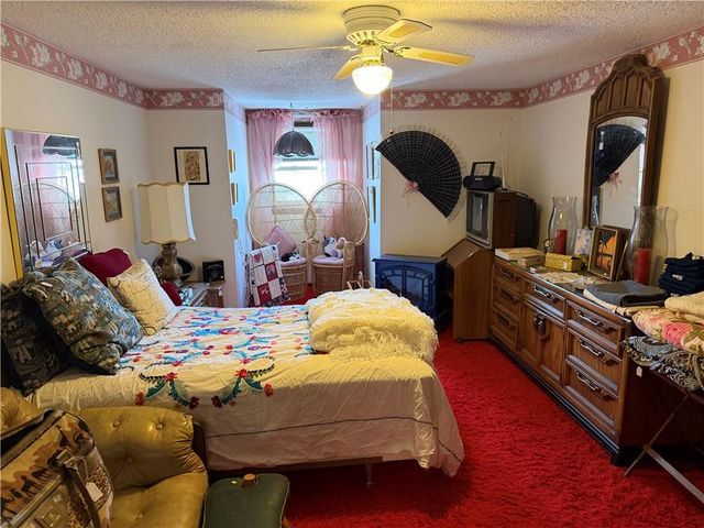 14722 E 43rd Street S, Independence, MO 64055