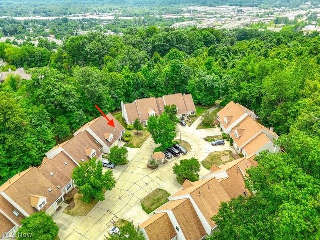 7679 Creekwood Drive, North Royalton, OH 44133