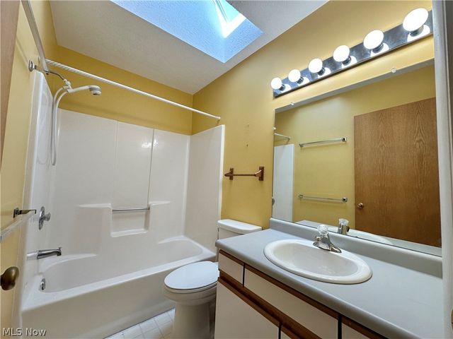 7679 Creekwood Drive, North Royalton, OH 44133