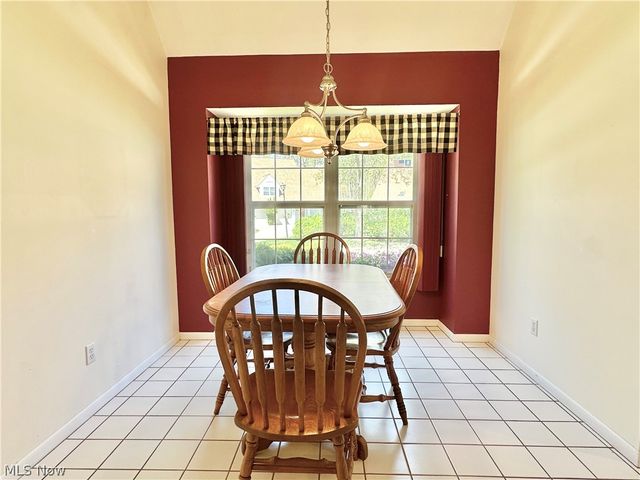 7679 Creekwood Drive, North Royalton, OH 44133