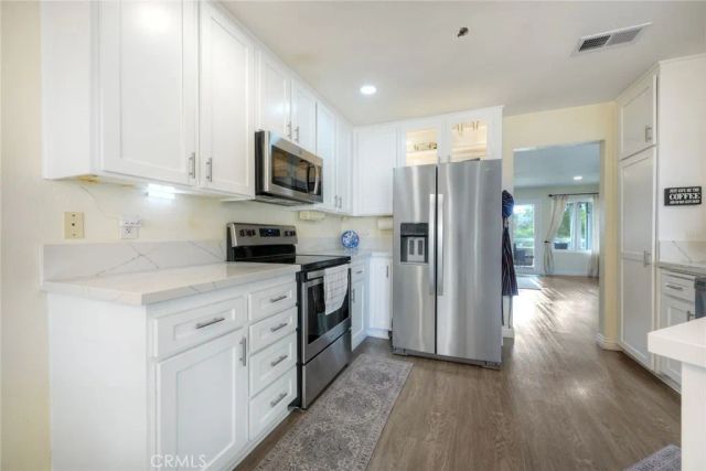 22196 Caminito Zaragoza, Laguna Hills, CA 92653