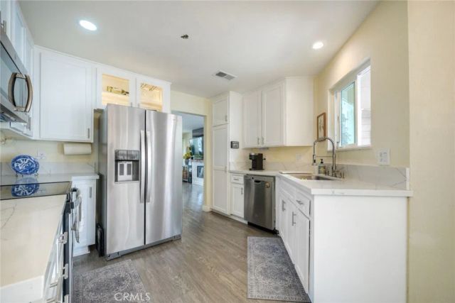 22196 Caminito Zaragoza, Laguna Hills, CA 92653