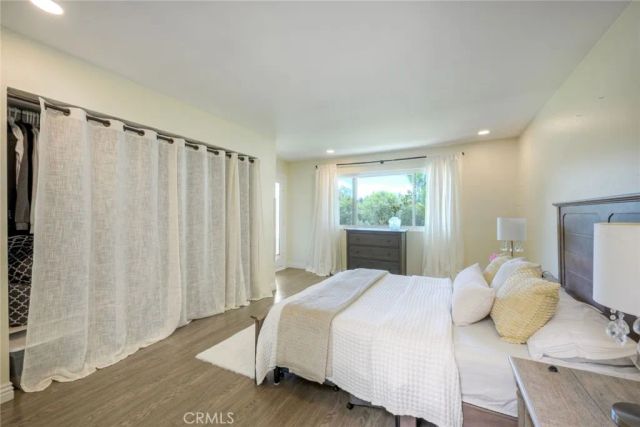 22196 Caminito Zaragoza, Laguna Hills, CA 92653